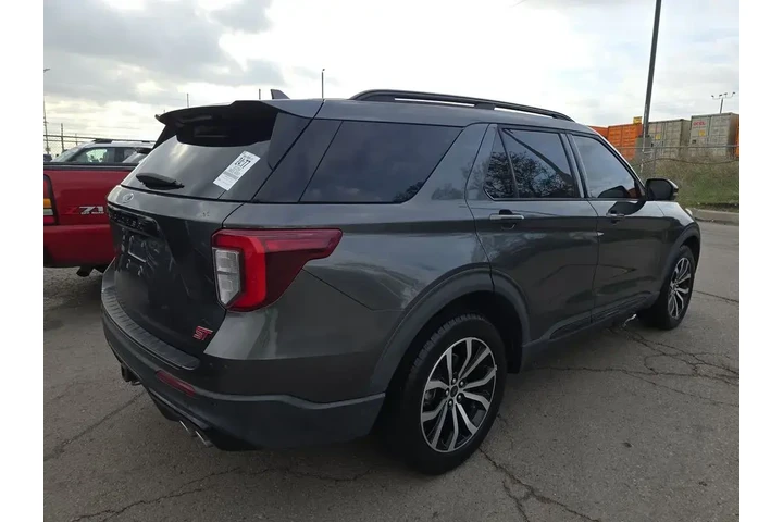 $26999 : Ford Explorer 2020 AWD ST 4d image 4