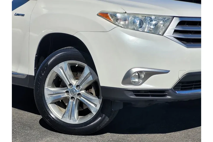 $11199 : 2011 Highlander Limited image 4