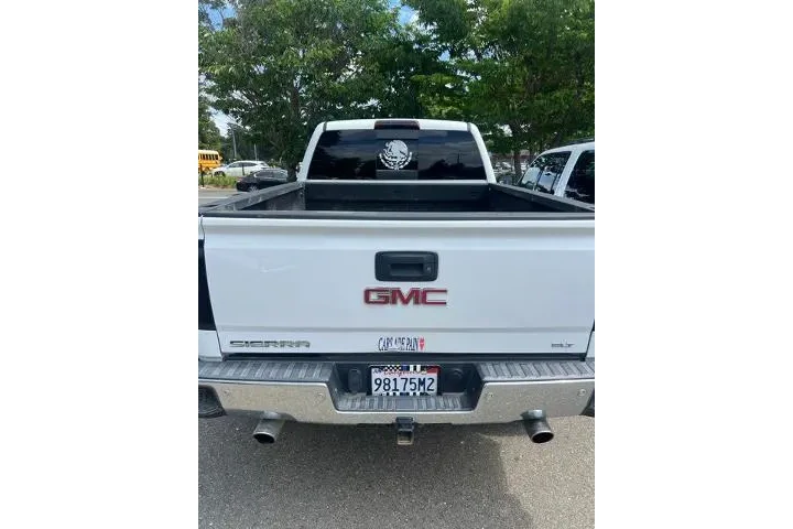 $32988 : GMC Sierra 1500 2018 4x4 SLT image 4