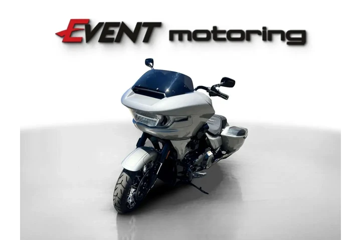 $35999 : 2023 Harley-Davidson CVO Road image 1