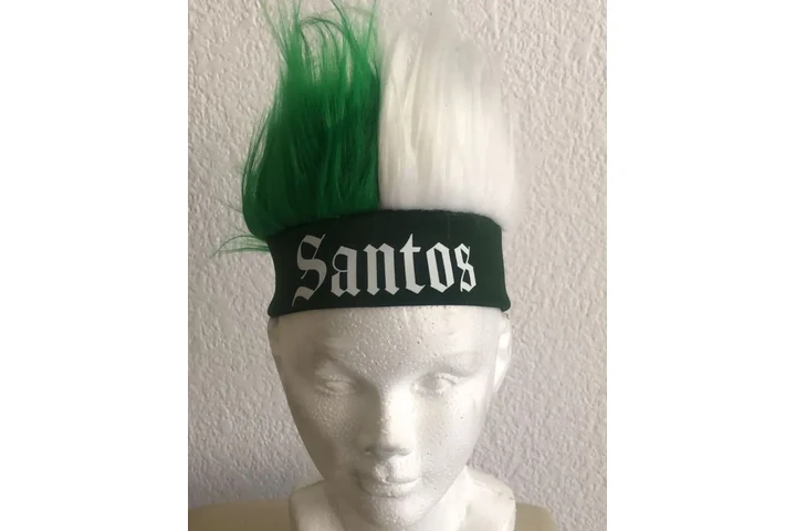 $1 : VUVUZELAS Y TROMPETAS CON LOGO image 2
