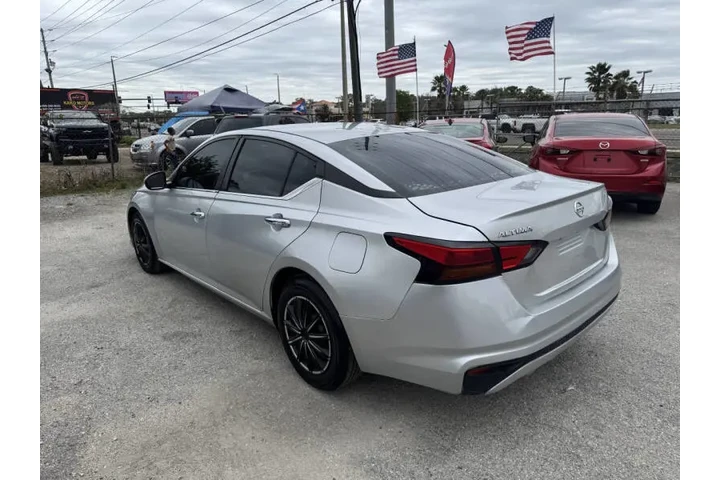 $11997 : 2019 Altima 2.5 S image 9