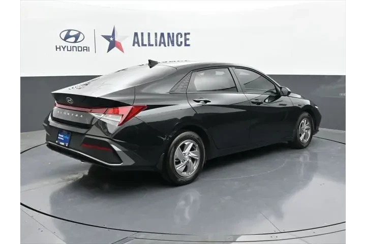 $21904 : Hyundai ELANTRA 2025 SE 4dr image 8