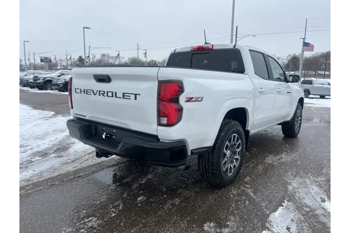 $33075 : Chevrolet Colorado 2023 4x4 image 4