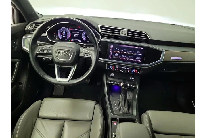 $23998 : Audi Q3 2020 AWD quattro S l image 9