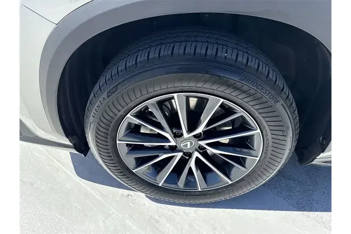 $39988 : Lexus NX 250 2024 Premium 4d image 10