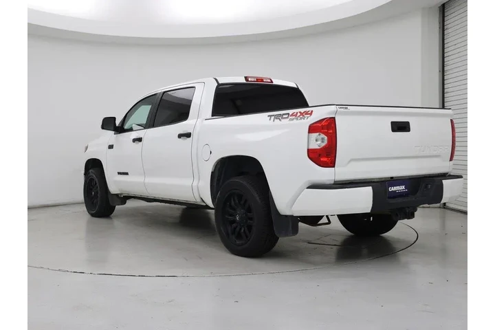 $33998 : Toyota Tundra 2018 4x4 SR5 4 image 2