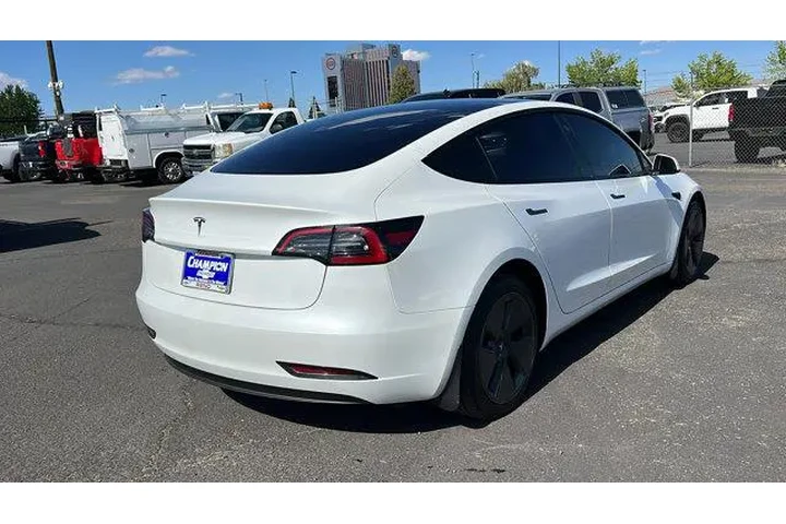 $27984 : Tesla Model 3 2023 4dr Sedan image 5
