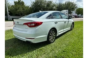 $4300 : Sonata Sport 2.5 thumbnail