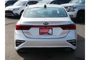 $12496 : Kia Forte 2020 FE 4dr Sedan thumbnail