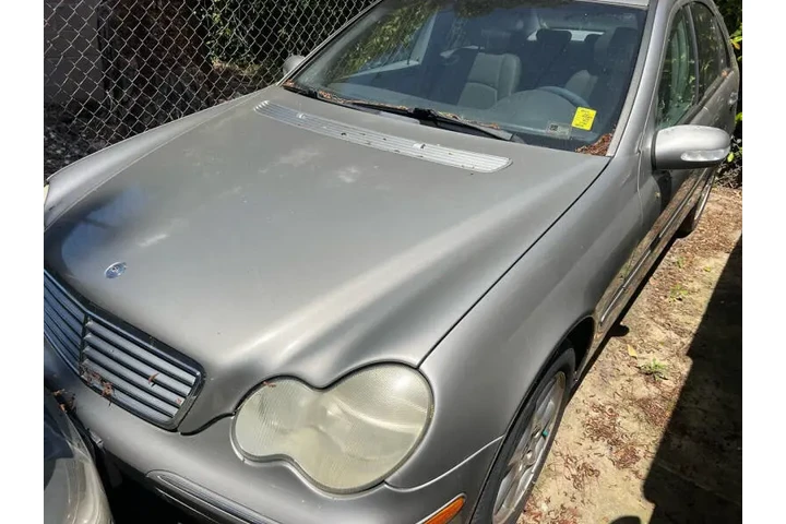 $3000 : 2003 Mercedes-Benz C-Class C image 2