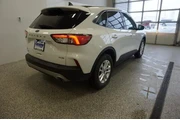 $19599 : Ford Escape 2020 AWD SE 4dr thumbnail