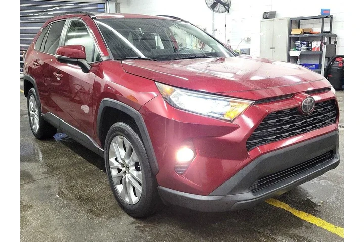 $22998 : Toyota RAV4 2019 XLE Premium image 1