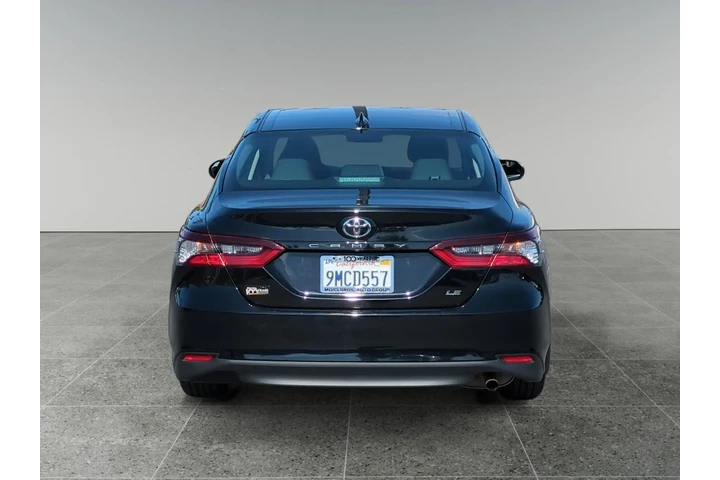 $32542 : Toyota Camry 2024 LE 4dr Sed image 4