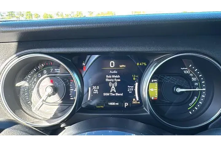 $31075 : Jeep Wrangler 2023 4x4 Sahar image 8