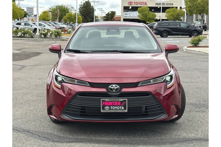 $26602 : Toyota Corolla 2026 LE 4dr S image 2