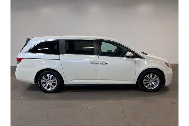 $17983 : Honda Odyssey 2016 EX-L 4dr image 2