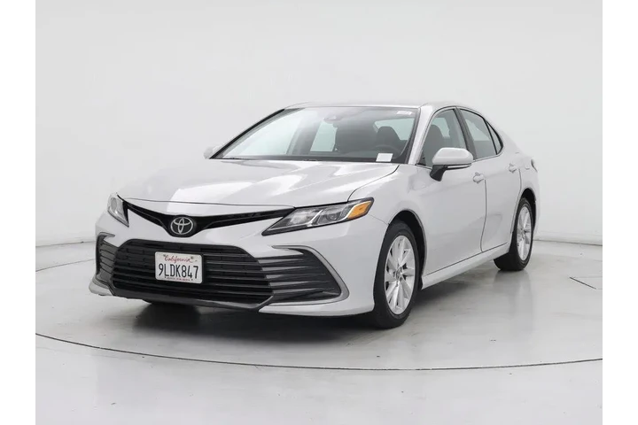 $24998 : Toyota Camry 2024 LE 4dr Sed image 4