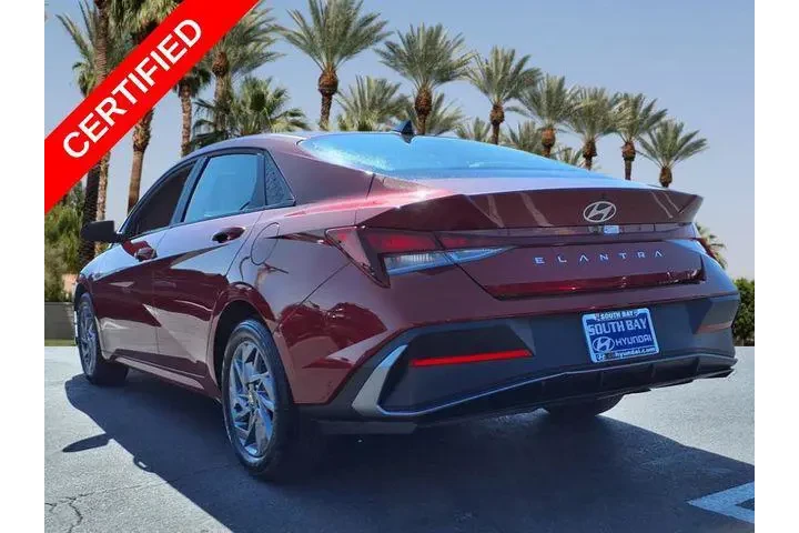 $17998 : Hyundai ELANTRA 2024 SEL 4dr image 2