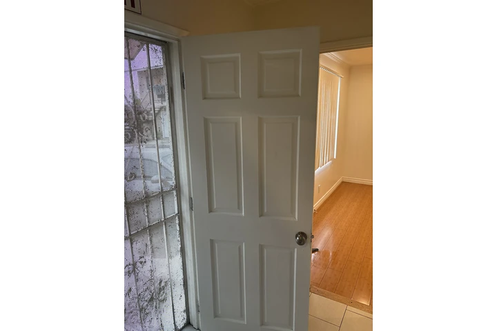 $1200 : Rento recamara image 3