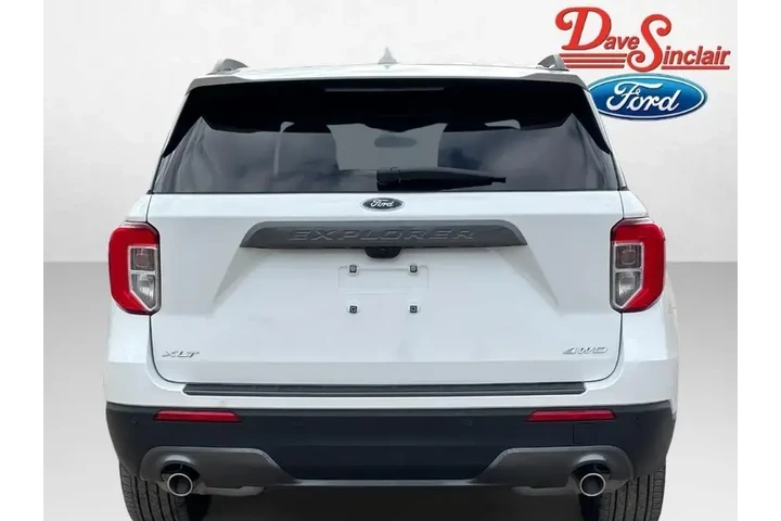 $34555 : Ford Explorer 2023 AWD XLT 4 image 8