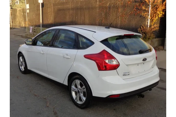 $4950 : 2014 Focus SE image 6