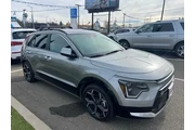 $23175 : Kia Niro Plug-In Hybrid 2023 thumbnail