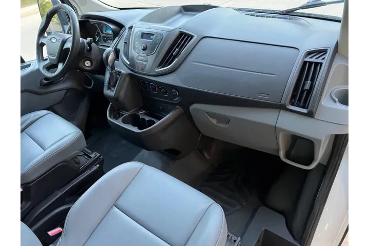 $1 : 2016 Transit 250 image 8