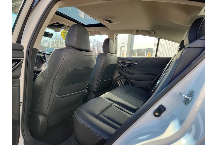 $26488 : Subaru Legacy 2021 AWD Limit image 10