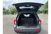 $31995 : Ford Explorer 2022 AWD ST-Li thumbnail