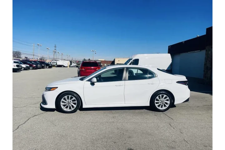 $19850 : 2022 Camry LE image 4