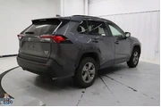 $28280 : Toyota RAV4 2024 AWD XLE 4dr thumbnail