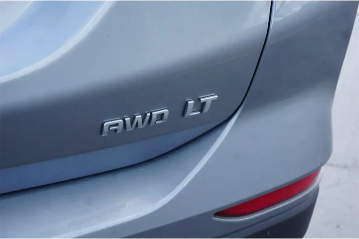 $19964 : Chevrolet Equinox 2023 4x4 L image 5