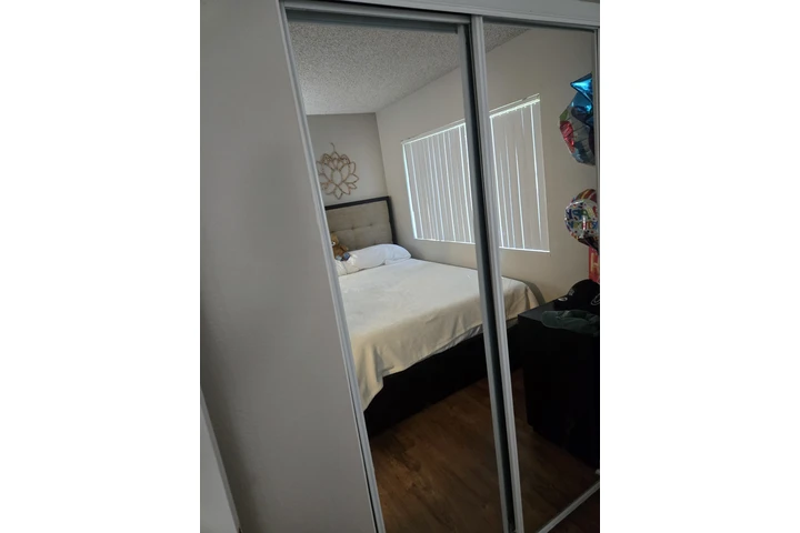 $1000 : Rento cuanto en apt image 4