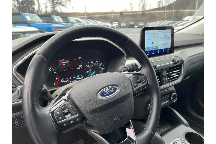 $15999 : Ford Escape 2022 AWD SE 4dr image 6