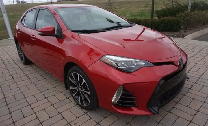 $9000 : 2017 Toyota Corolla SE image 2