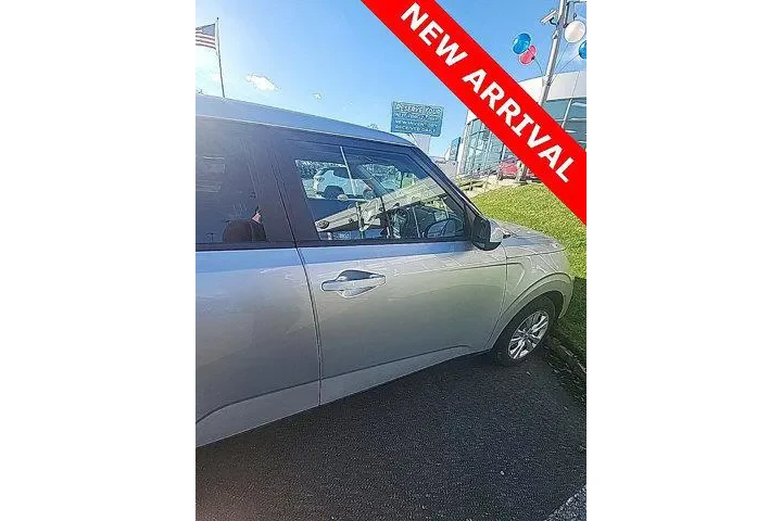$13998 : Kia Soul 2020 S 4dr Crossove image 10