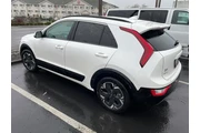 $24999 : Kia Niro EV 2024 Wind 4dr Cr thumbnail