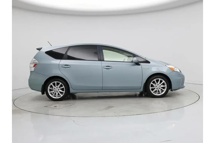$15998 : Toyota Prius v 2014 Five 4dr image 7