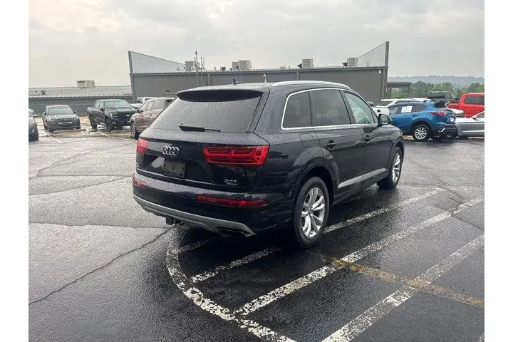 $16990 : Audi Q7 2018 AWD 3.0T quattr image 6