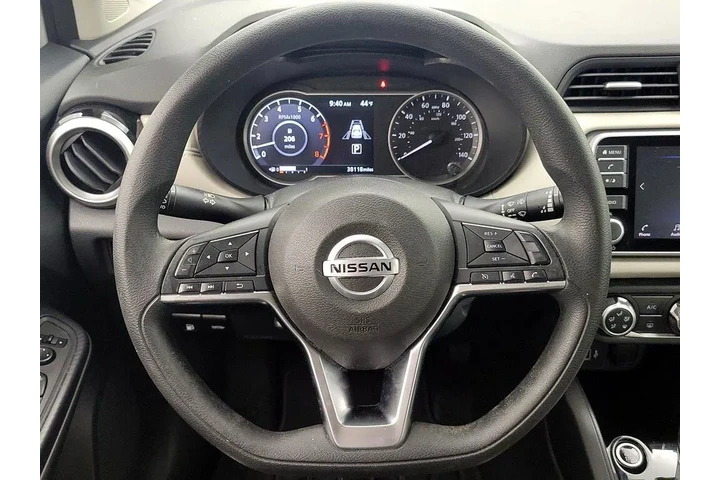 $15998 : Nissan Versa 2020 SV 4dr Sed image 10