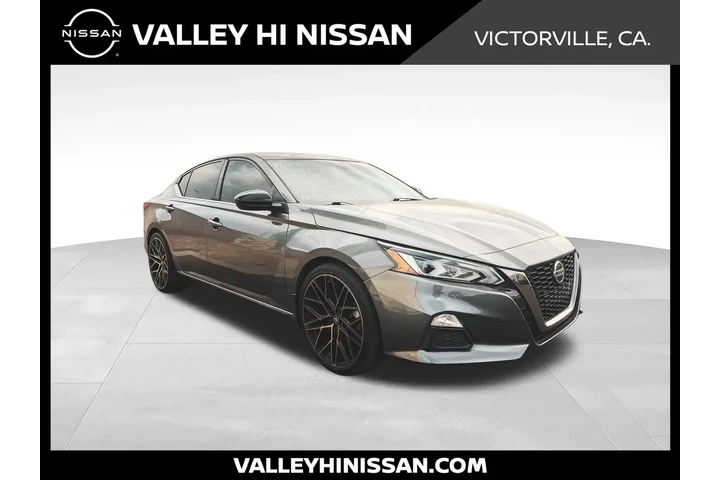 $19936 : Nissan Altima 2021 2.5 SR 4d image 1