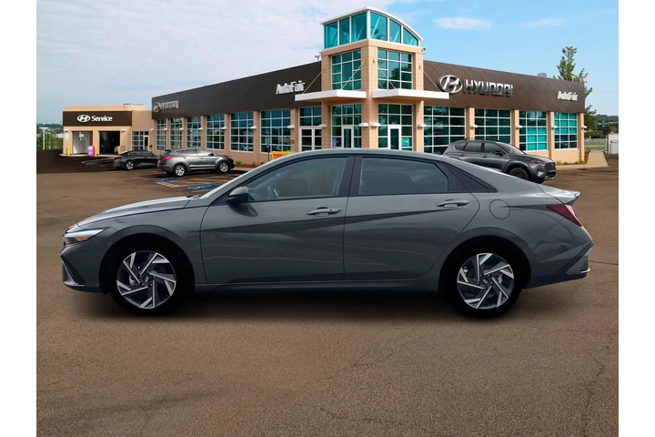 $20500 : Hyundai ELANTRA 2025 SEL Spo image 3