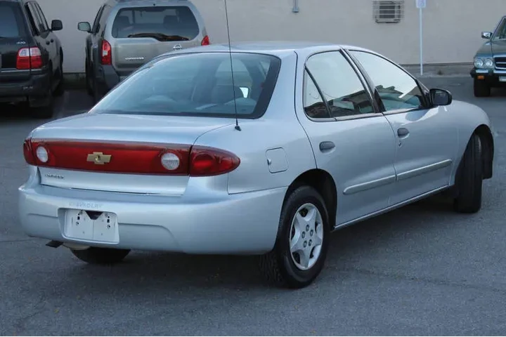$5995 : 2005 Cavalier image 8