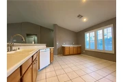$1000 : Completely Updated Kitchen thumbnail