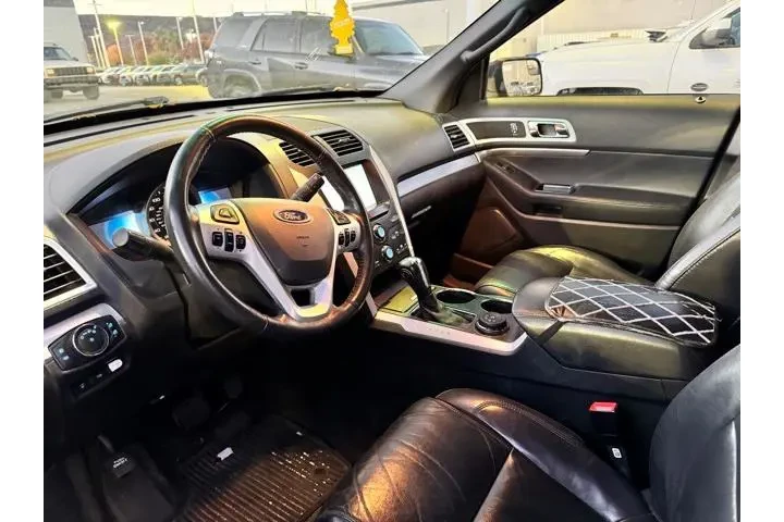 $10490 : Ford Explorer 2014 AWD XLT 4 image 3