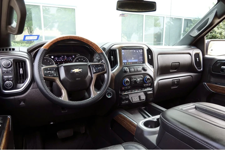 $27995 : 2020 Silverado 1500 4WD Crew image 5