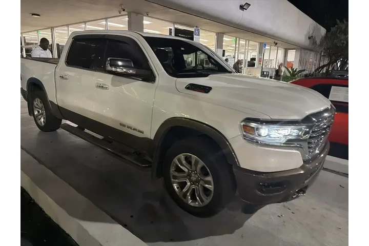 $40000 : Ram 1500 2022 4x4 Limited Lo image 3