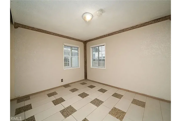 $1800 : 728 N Geneva St, Anaheim, CA 9 image 9