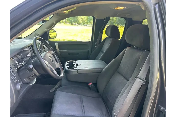 $5995 : 2011 GMC Sierra 1500 SLE image 10